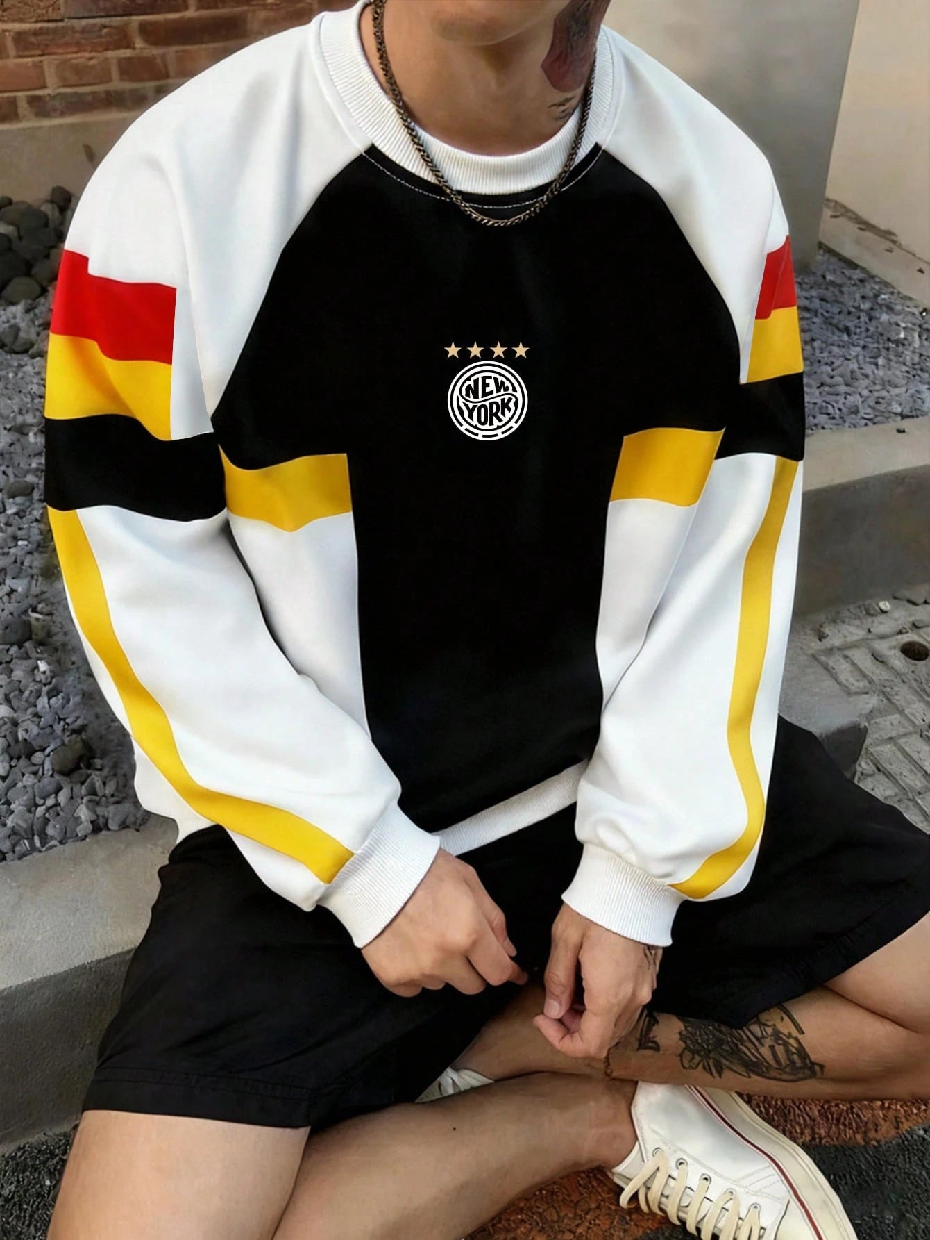 Sporty color block sweatshirt