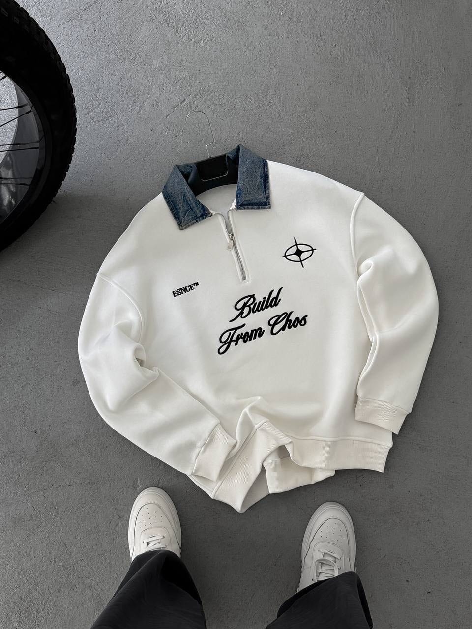 Essential Sweatshirt